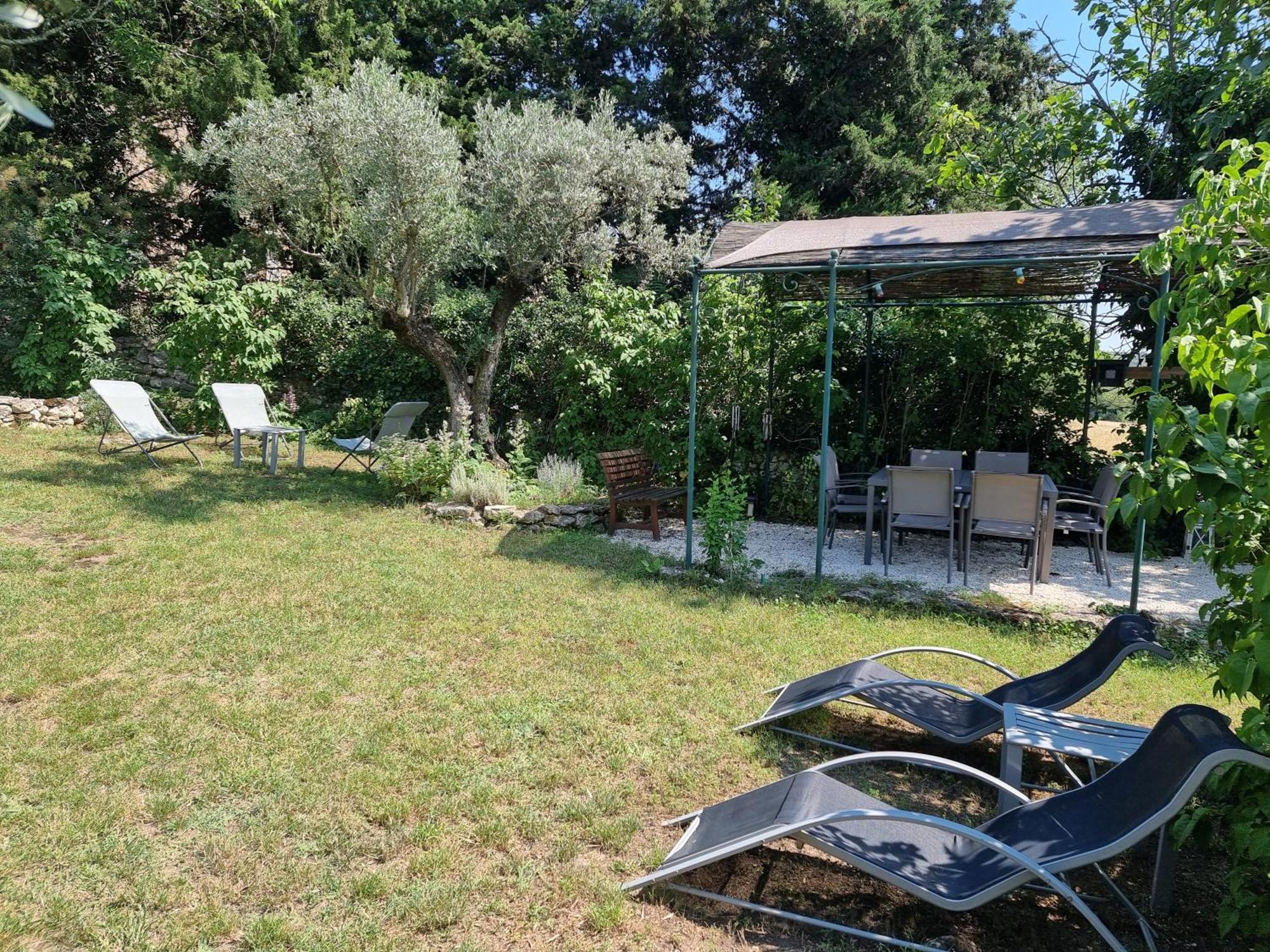 Le Pigeonnier, Gite Des Lucioles En Provence Montségur-sur-Lauzon Exteriör bild